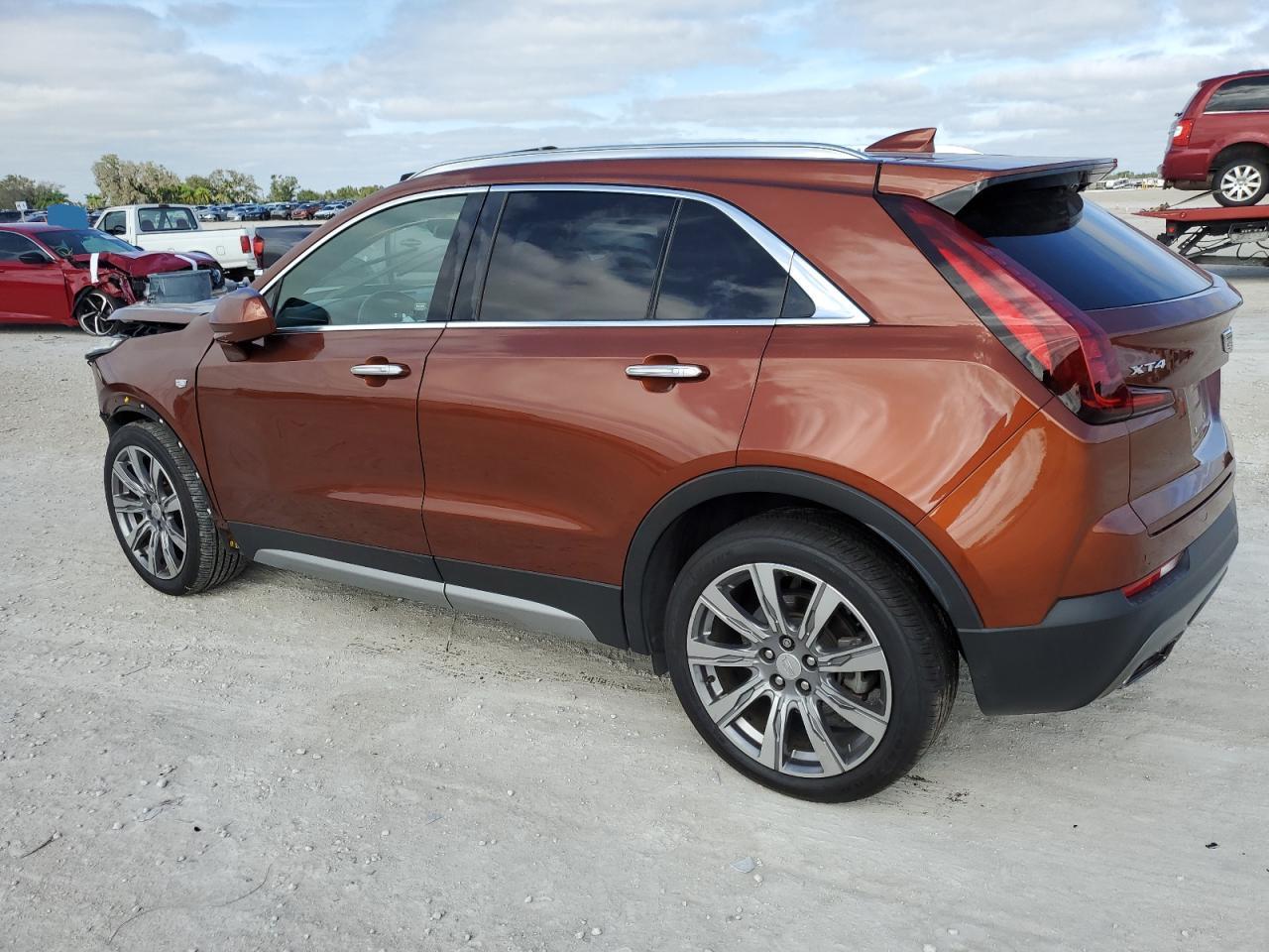 Image 2 of 2019 CADILLAC XT4 PREMIUM LUXURY 2019 with VIN 1GYFZCR42KF103678