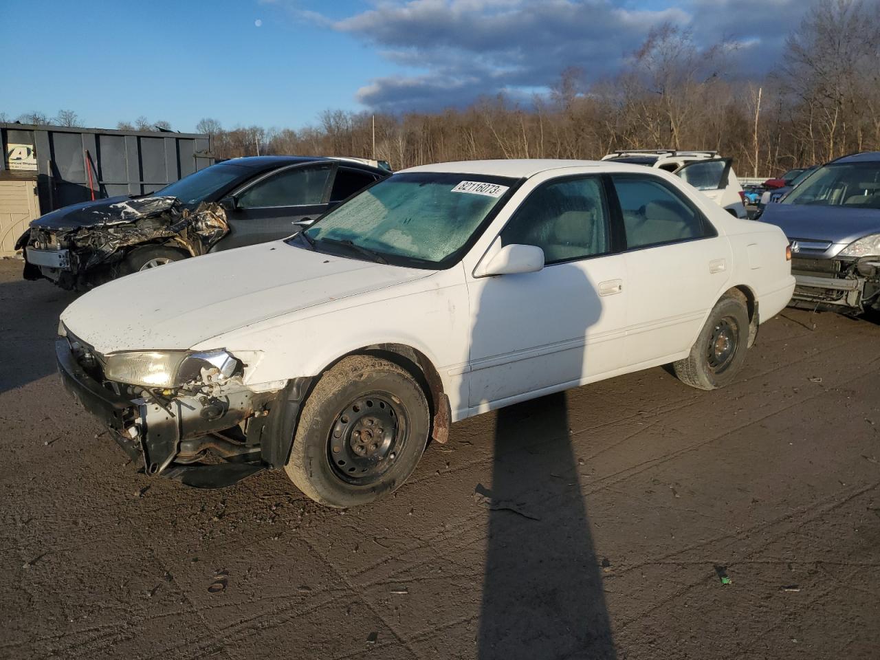 Изображение 1 1999 TOYOTA CAMRY CE 1999 с VIN 4T1BG22K1XU898380