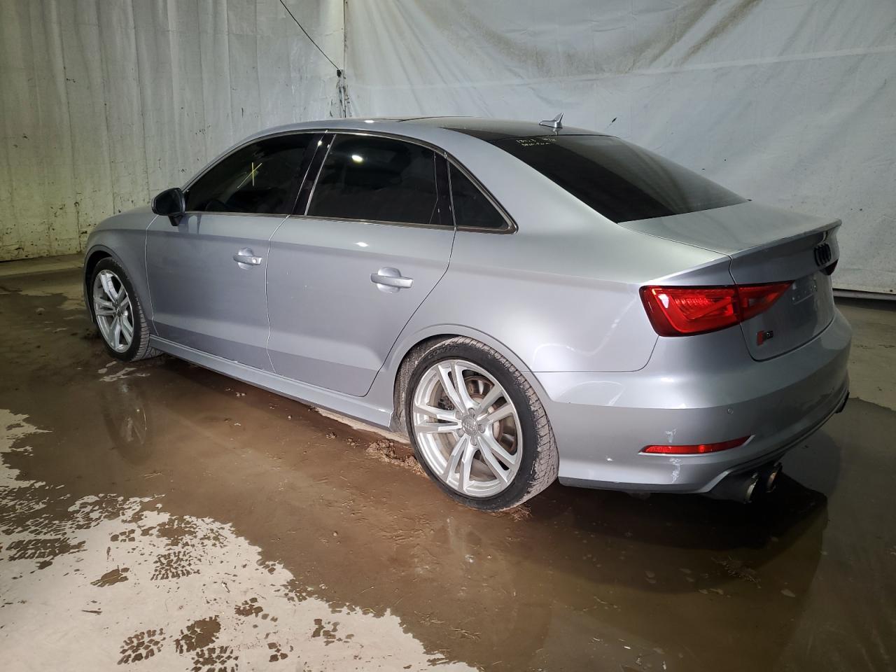 Изображение 2 2015 AUDI S3 PRESTIGE 2015 с VIN WAUFFGFF9F1079858