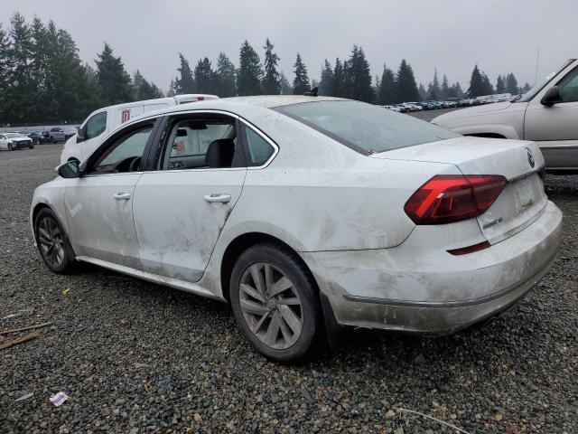 Image 2 of 2018 VOLKSWAGEN PASSAT SE 2018 with VIN 1VWBA7A35JC007823