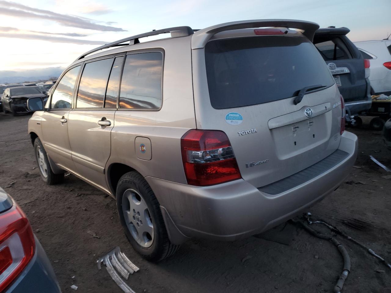 Изображение 2 2004 TOYOTA HIGHLANDER  2004 с VIN JTEEP21A740049167