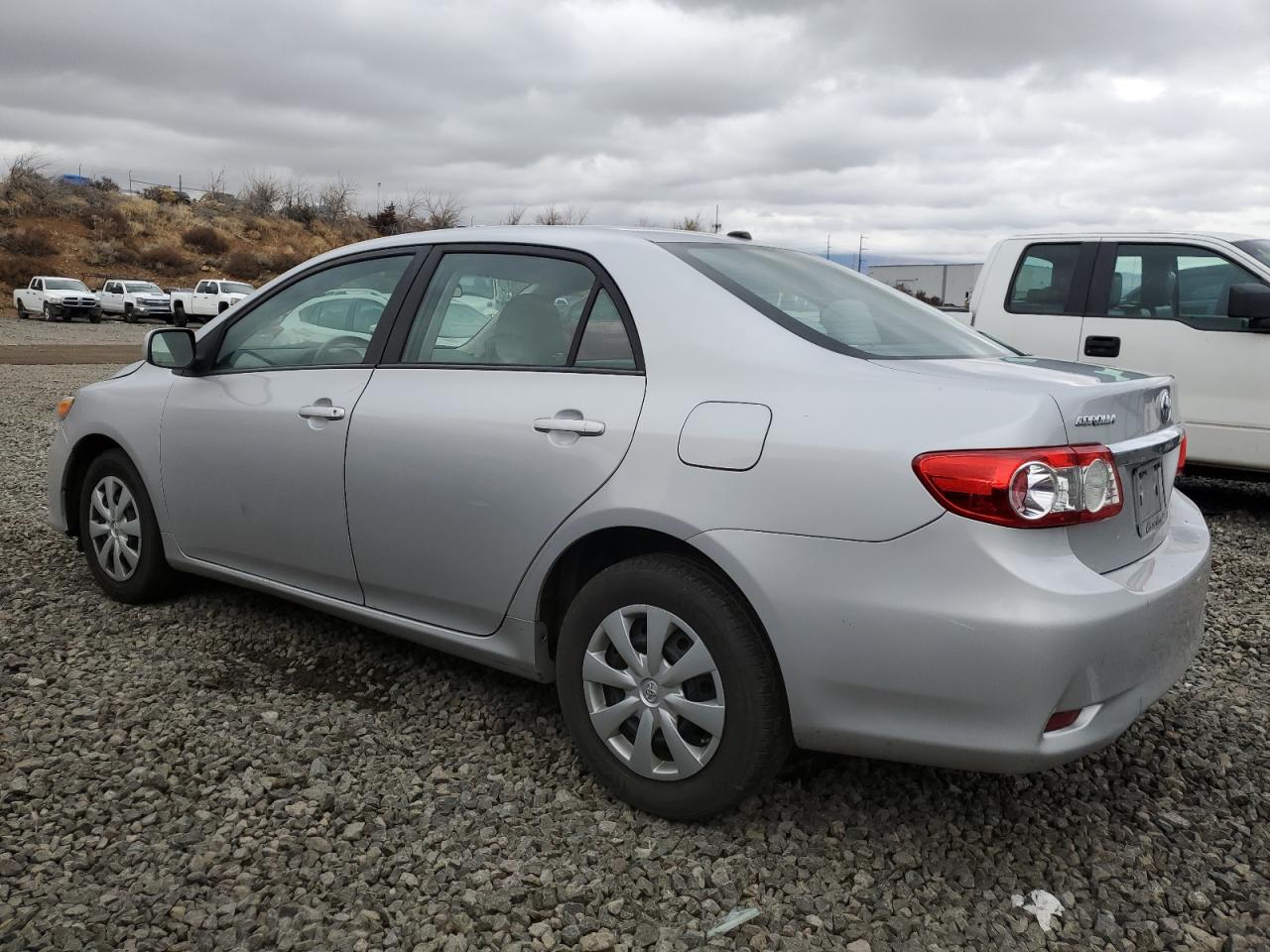 Изображение 2 2011 TOYOTA COROLLA BASE 2011 с VIN 2T1BU4EE0BC626259