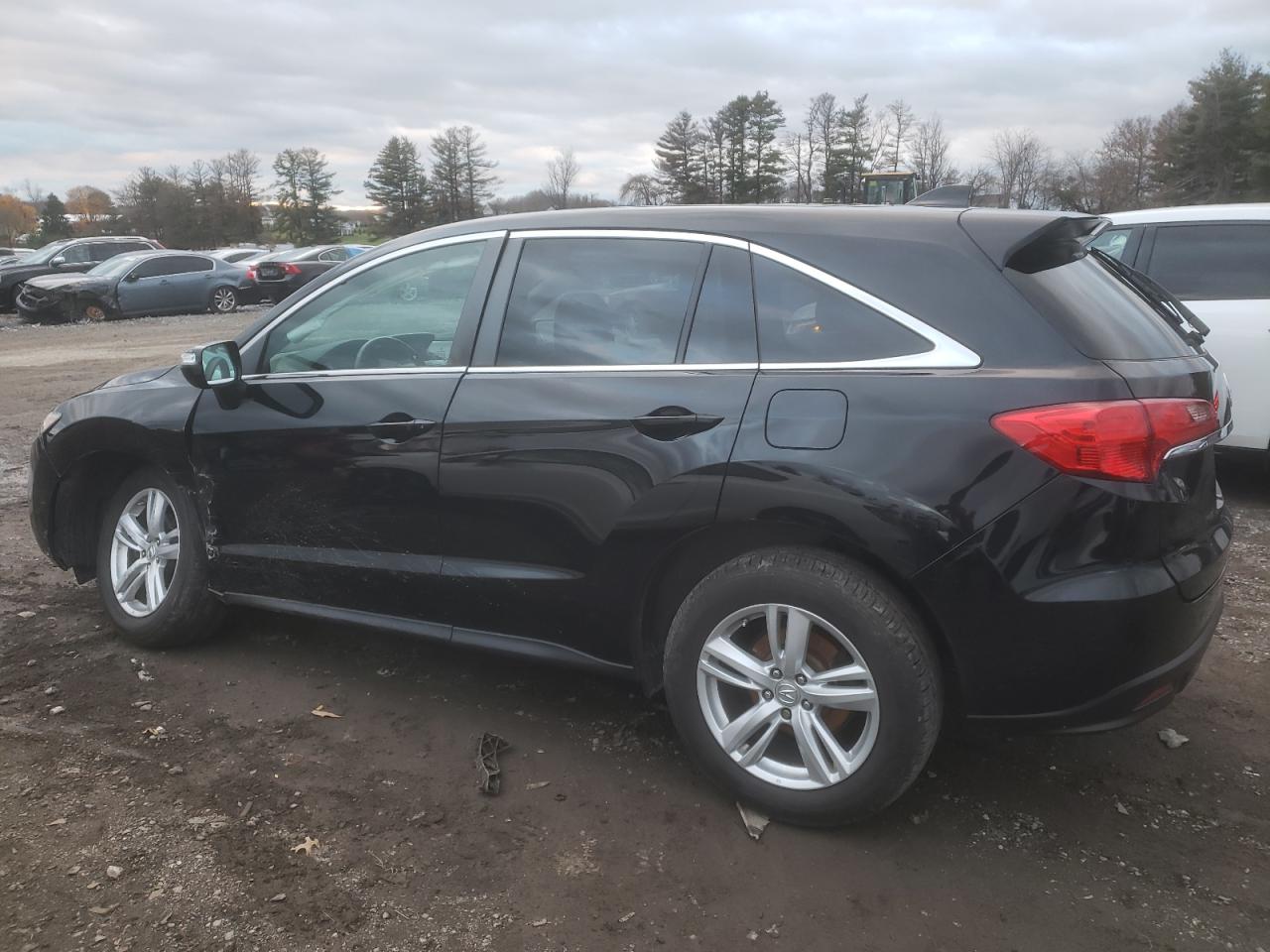 Изображение 2 2015 ACURA RDX TECHNOLOGY 2015 с VIN 5J8TB3H51FL010795