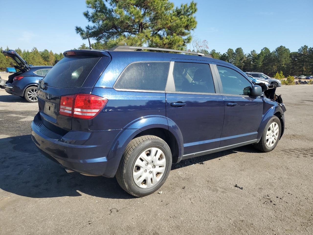 Image 3 of 2020 DODGE JOURNEY SE 2020 with VIN 3C4PDCAB8LT254227
