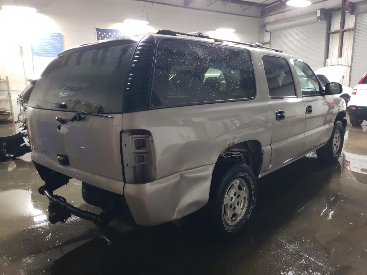 Image 3 of 2006 CHEVROLET SUBURBAN C1500 2006 with VIN 1GNEC16Z66J167465