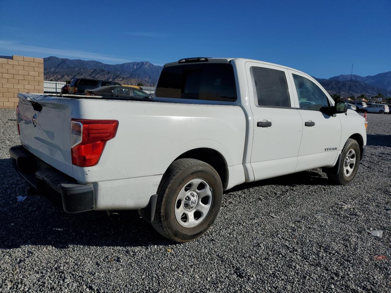 Изображение 3 2017 NISSAN TITAN S 2017 с VIN 1N6AA1EK5HN513967