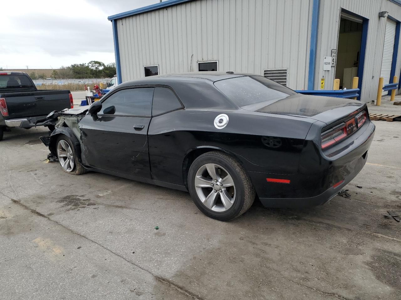 Изображение 2 2015 DODGE CHALLENGER SXT 2015 с VIN 2C3CDZAG7FH868880