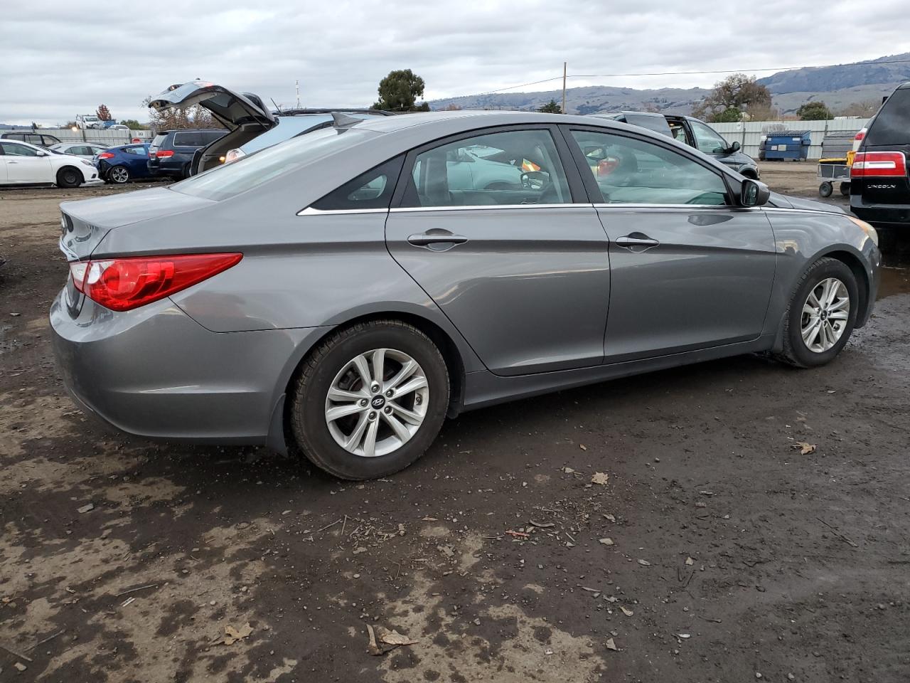 Image 3 of 2012 HYUNDAI SONATA GLS 2012 with VIN 5NPEB4AC4CH476906