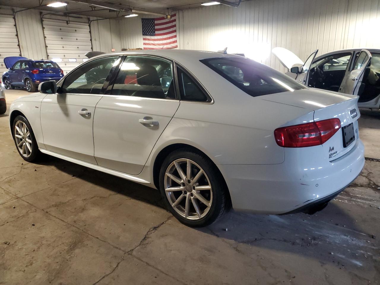 Изображение 2 2015 AUDI A4 PREMIUM PLUS 2015 с VIN WAUFFAFL9FN011328