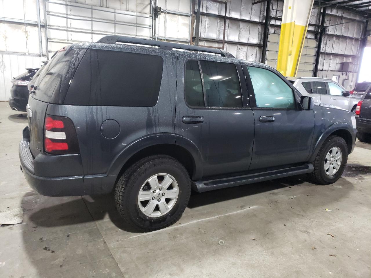 Image 3 of 2010 FORD EXPLORER XLT 2010 with VIN 1FMEU7DE8AUB12947