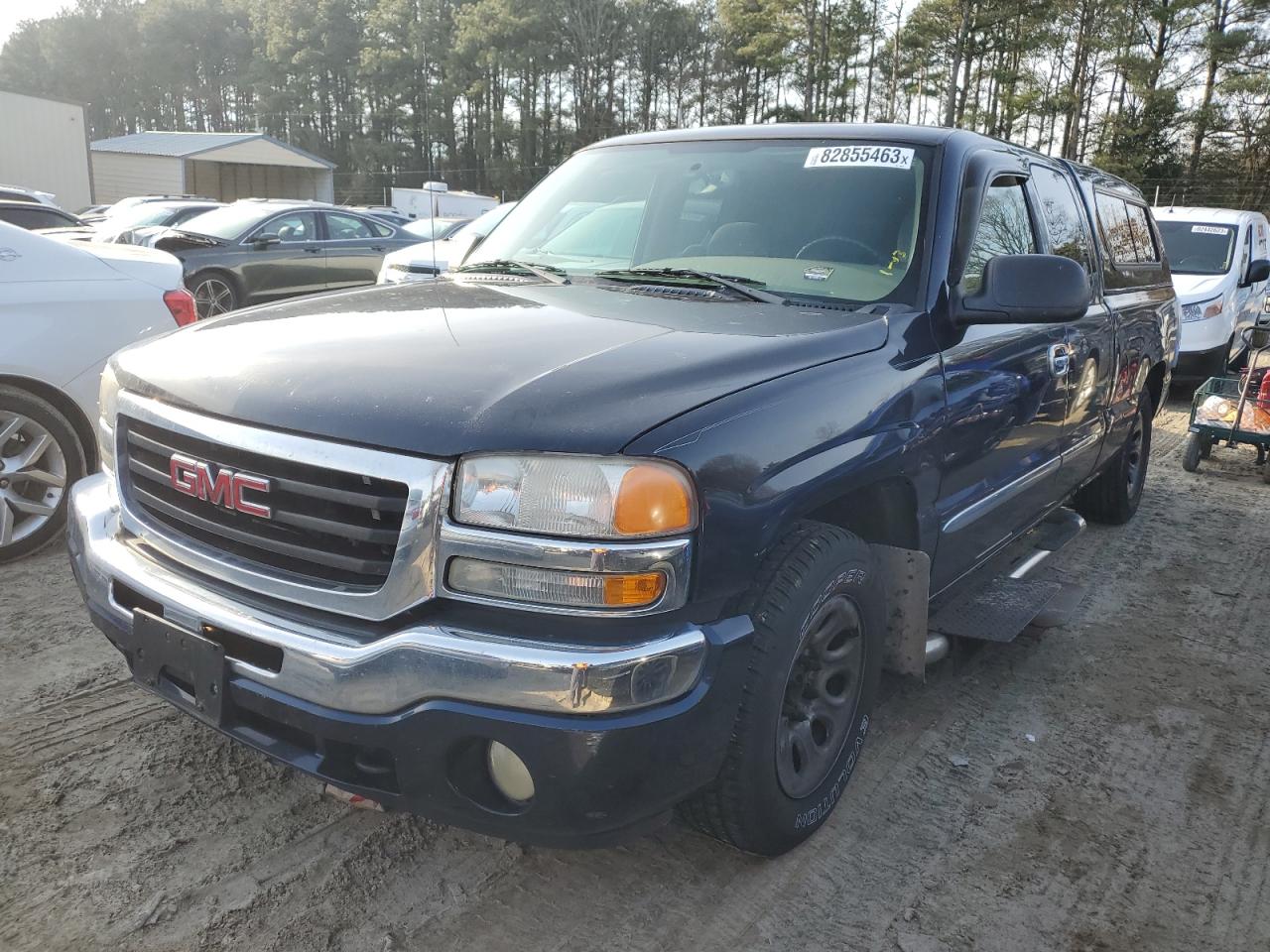 Image 1 of 2005 GMC NEW SIERRA C1500 2005 with VIN 1GTEC19T75Z168933