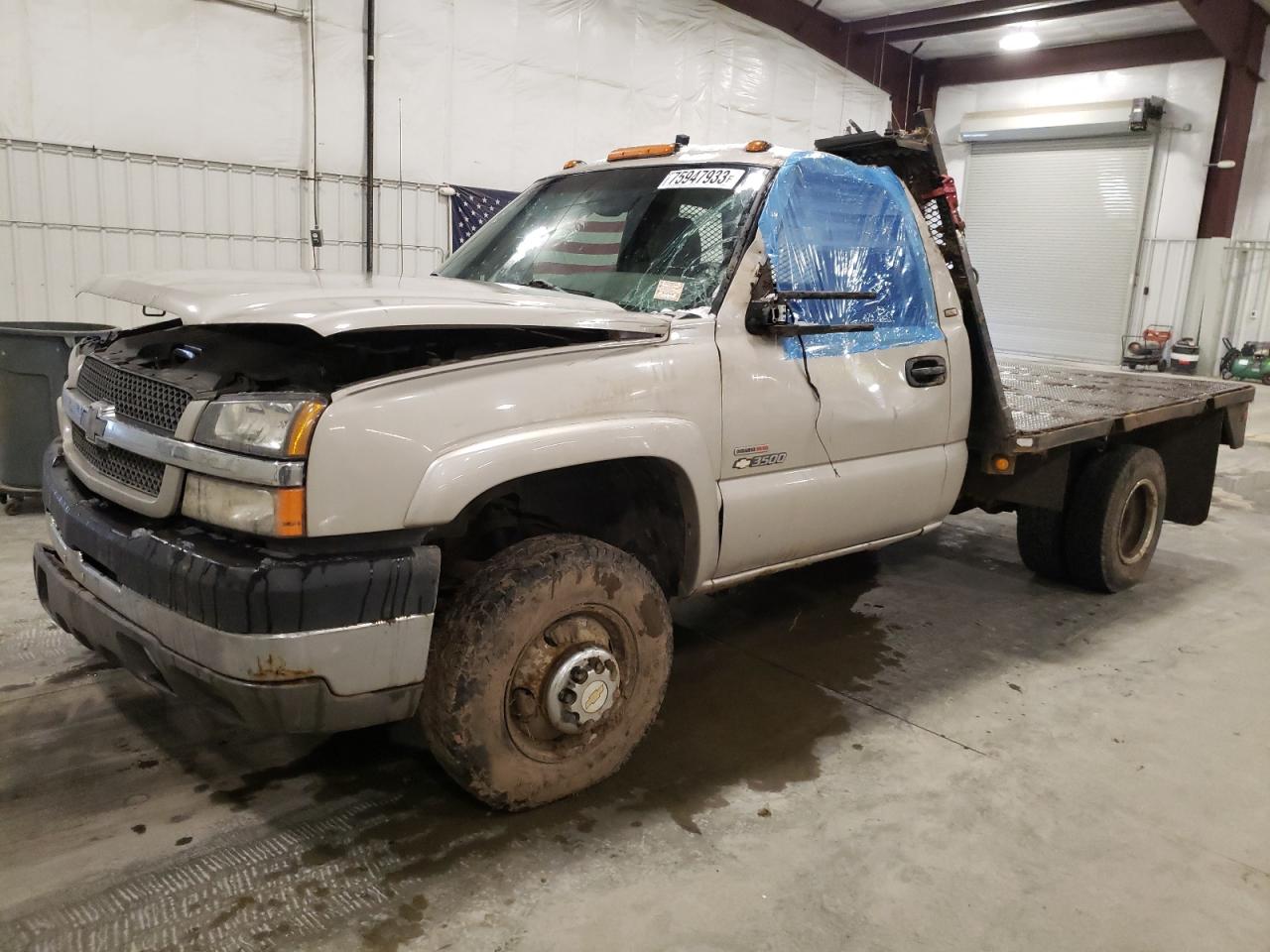 Image 1 of 2004 CHEVROLET SILVERADO K3500 2004 with VIN 1GBJK34254E300884