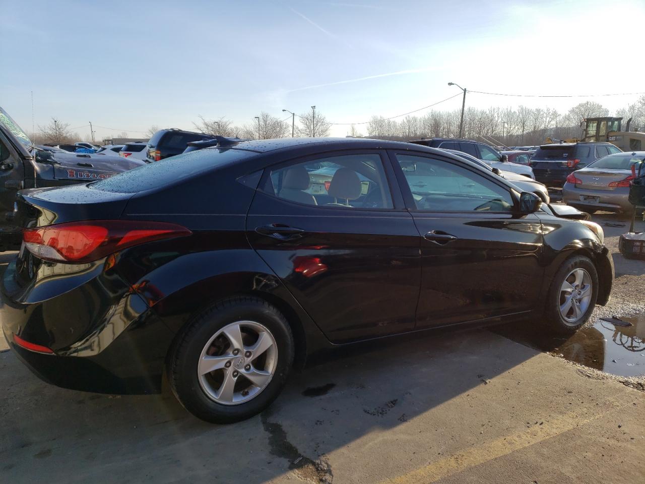 Изображение 3 2015 HYUNDAI ELANTRA SE 2015 с VIN KMHDH4AE6FU452379