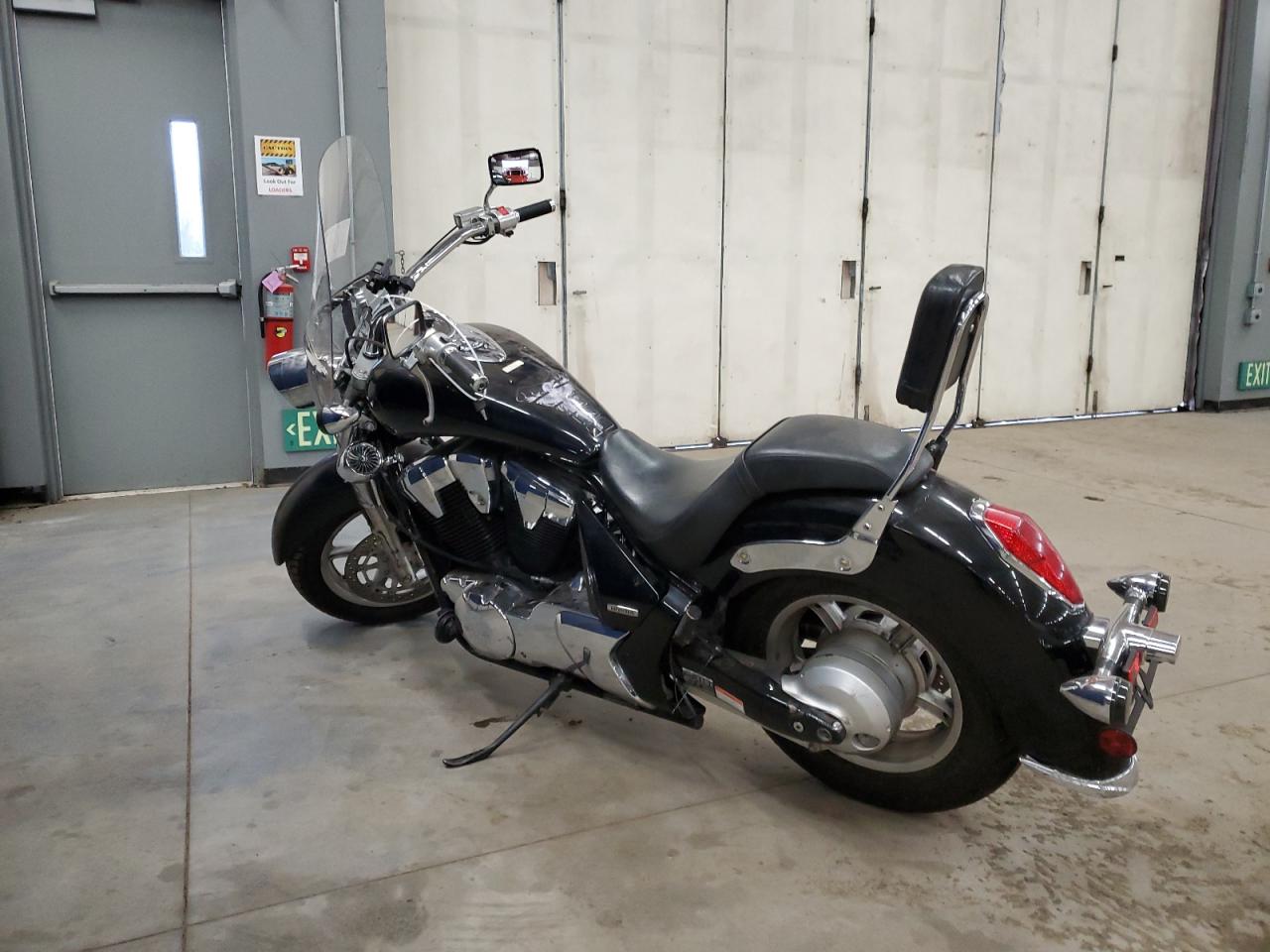 Image 2 of 2011 HONDA VT1300 CT 2011 with VIN JH2SC6675BK100682