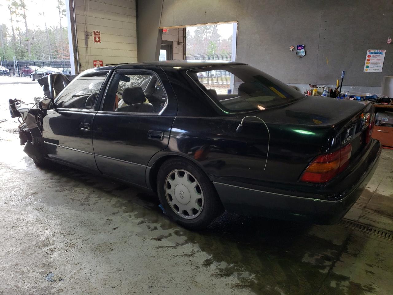 Obraz 2 z 1997 LEXUS LS 400 1997 z VIN JT8BH28F3V0071026