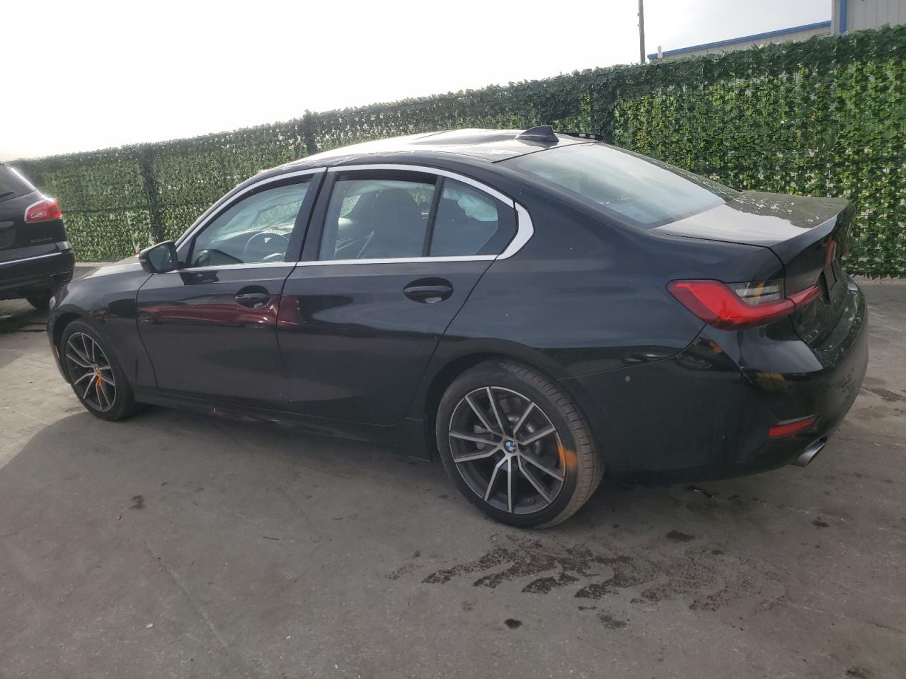 Obraz 2 z 2019 BMW 330I  2019 z VIN WBA5R1C54KFH13377
