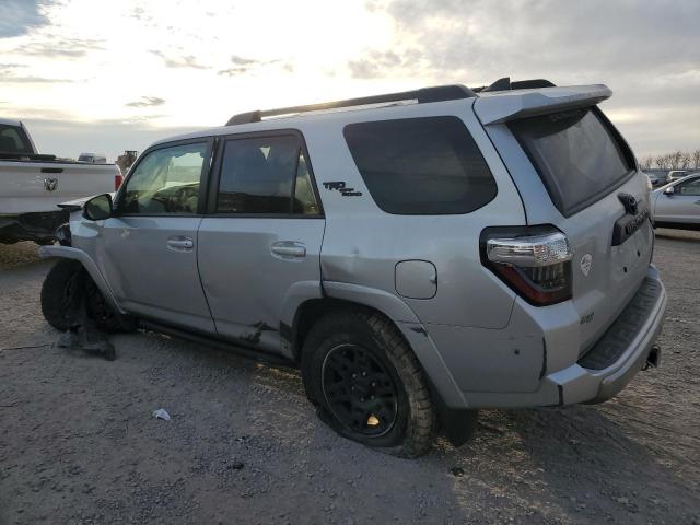 Obraz 2 z 2022 TOYOTA 4RUNNER SR5 PREMIUM 2022 z VIN JTERU5JR4N5998018