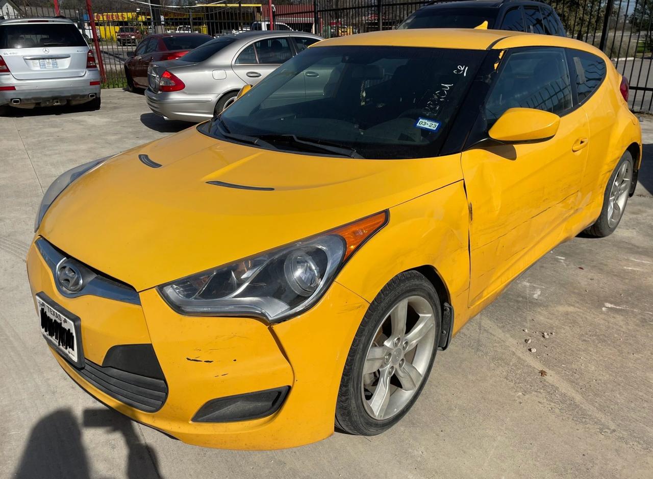 Image 2 of 2015 HYUNDAI VELOSTER  2015 with VIN KMHTC6AD6FU242927