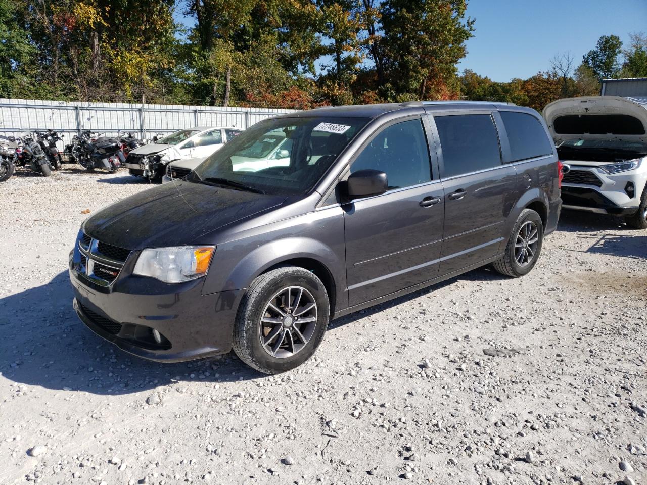 Obraz 1 z 2017 DODGE GRAND CARAVAN SXT 2017 z VIN 2C4RDGCG8HR848111
