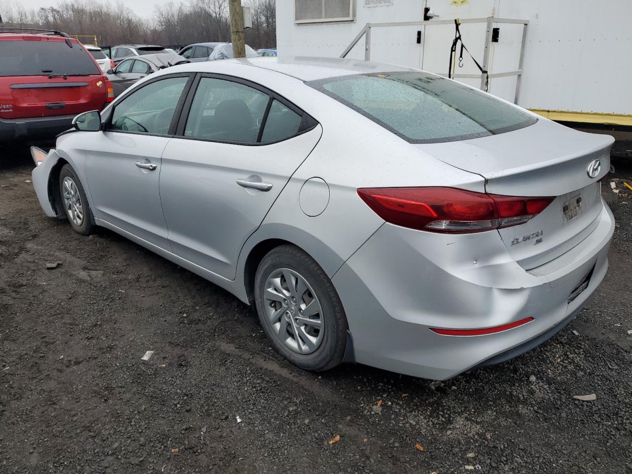Изображение 2 2018 HYUNDAI ELANTRA SE 2018 с VIN KMHD74LF7JU470343
