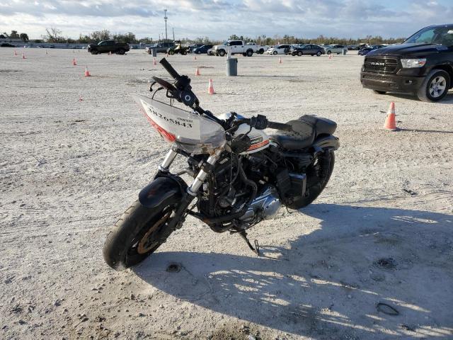 Image 2 of 2018 HARLEY-DAVIDSON XL1200 XS 2018 with VIN 1HD1LR329JC432954