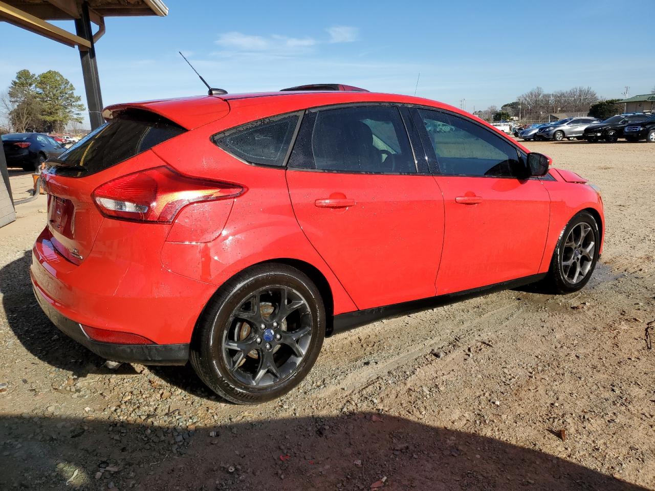 Obraz 3 z 2016 FORD FOCUS SE 2016 z VIN 1FADP3K27GL290393