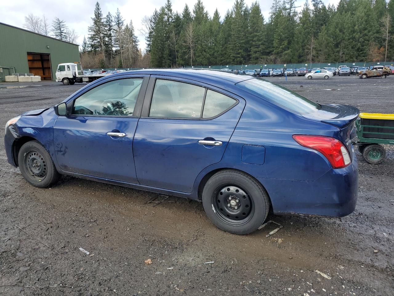 Изображение 2 2019 NISSAN VERSA S 2019 с VIN 3N1CN7AP2KL836338