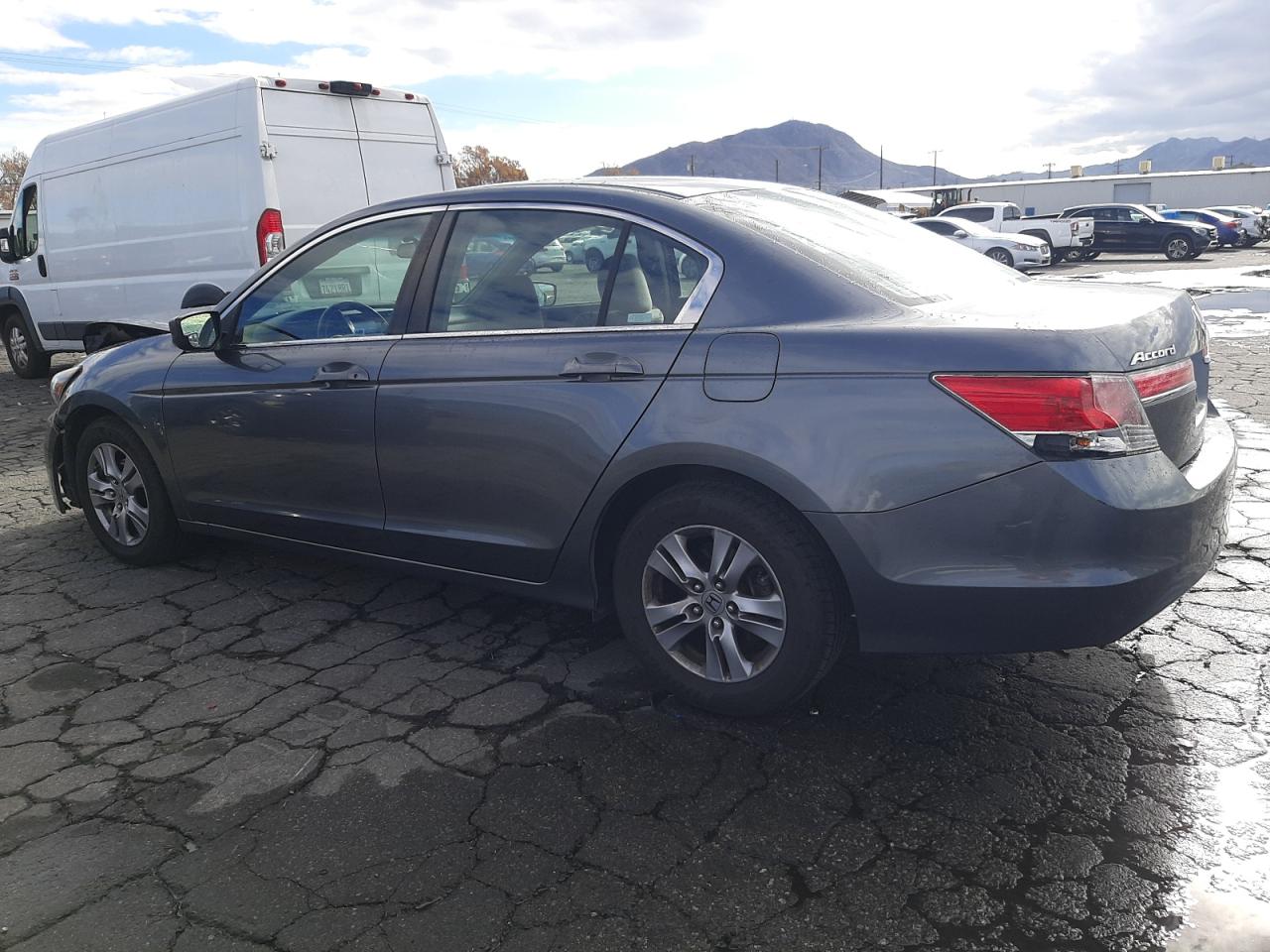 Image 2 of 2012 HONDA ACCORD LXP 2012 with VIN 1HGCP2F49CA031777
