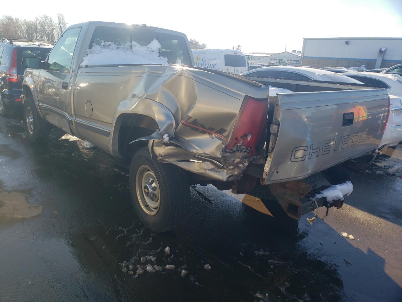 Image 2 of 2000 CHEVROLET GMT-400 K2500 2000 with VIN 1GCGK24R8YR100142