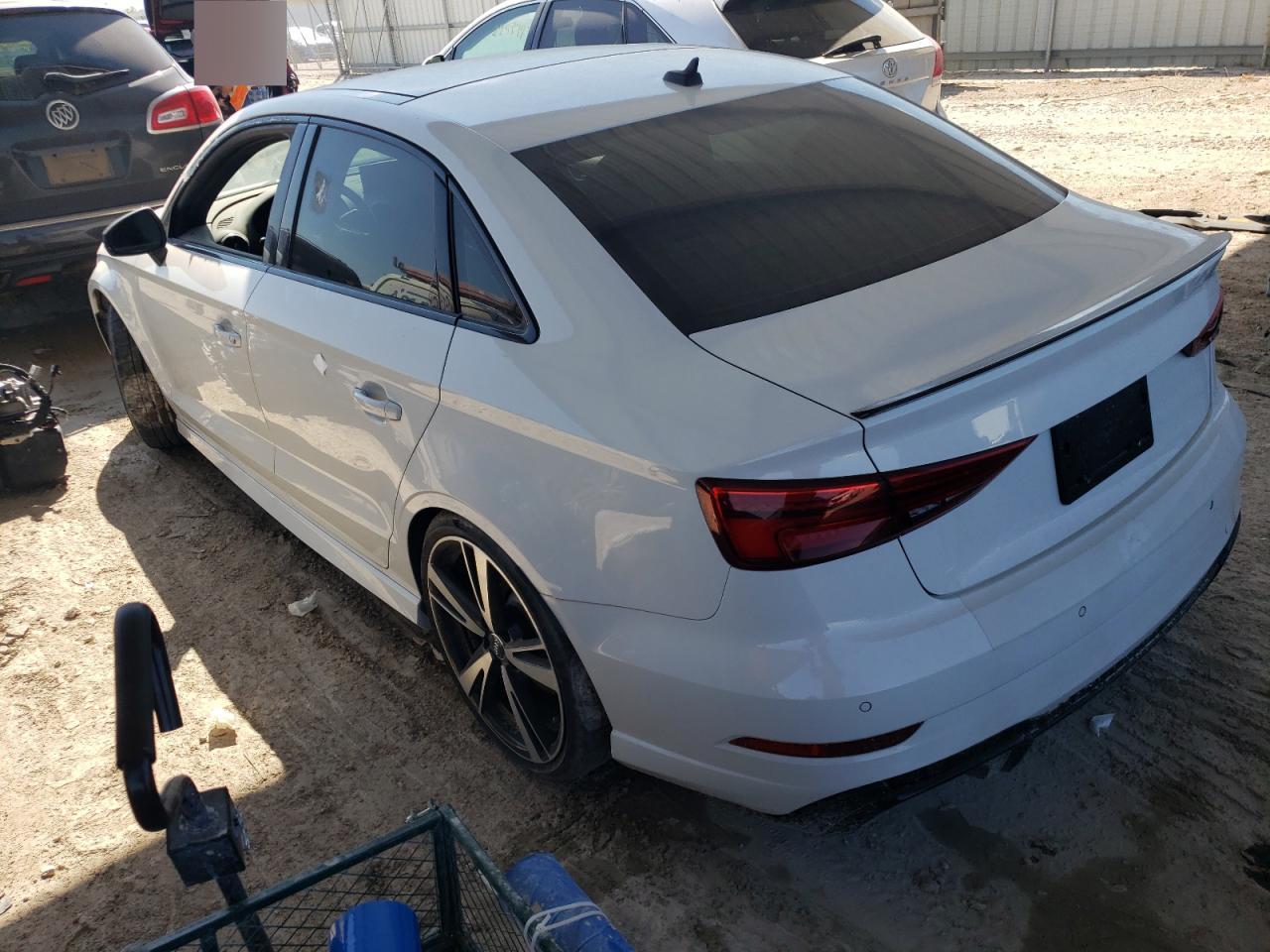 Image 2 of Audi Rs3 2019 with VIN WUABWGFF6KA907329