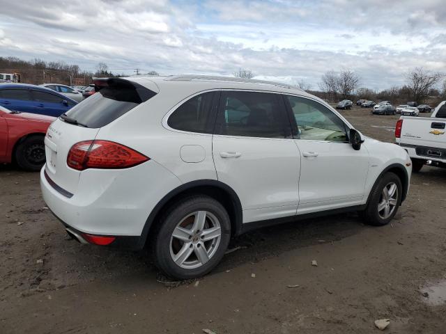 Image 3 of 2013 PORSCHE CAYENNE  2013 with VIN WP1AF2A2XDLA28714