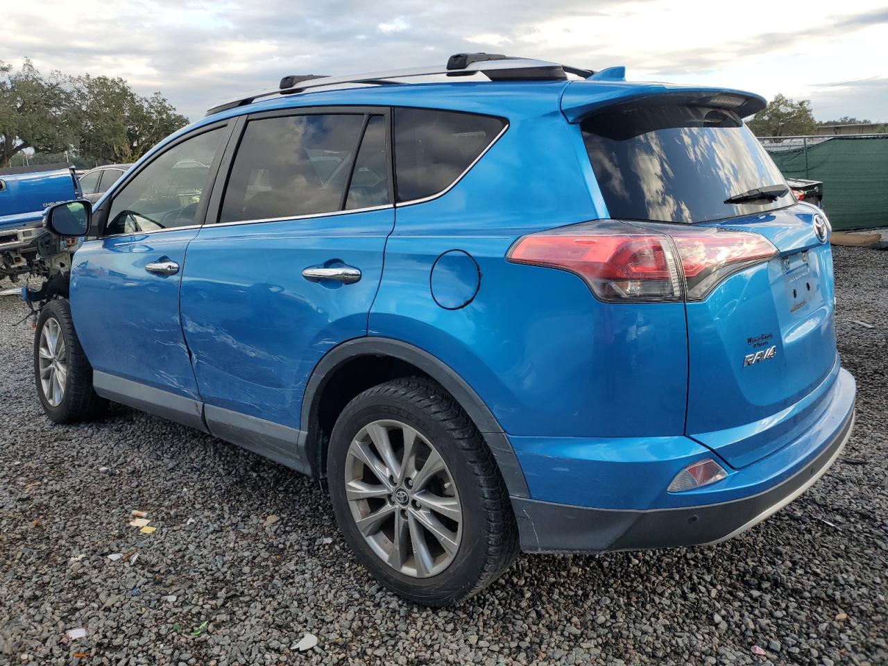 Изображение 2 2016 TOYOTA RAV4 LIMITED 2016 с VIN 2T3YFREV9GW241491