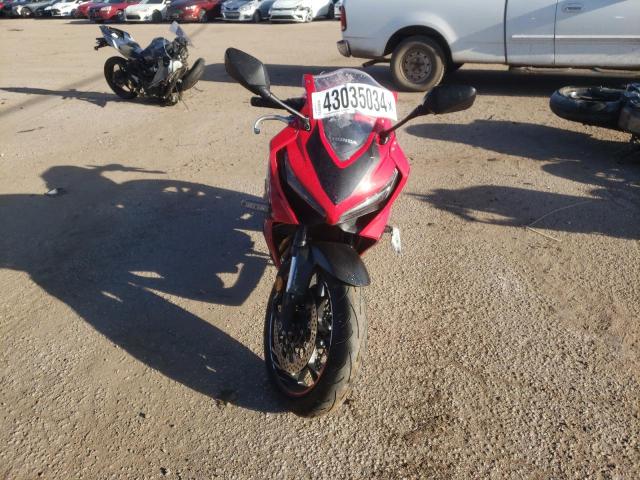 Изображение 2 2023 HONDA CBR650 RA 2023 с VIN MLHRH0154P5400342