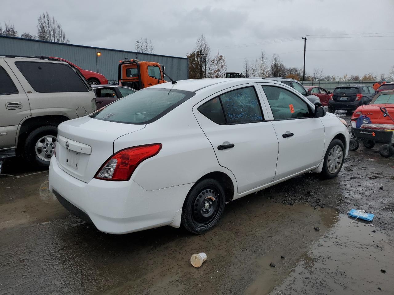 Image 3 of 2015 NISSAN VERSA S 2015 with VIN 3N1CN7AP8FL949362