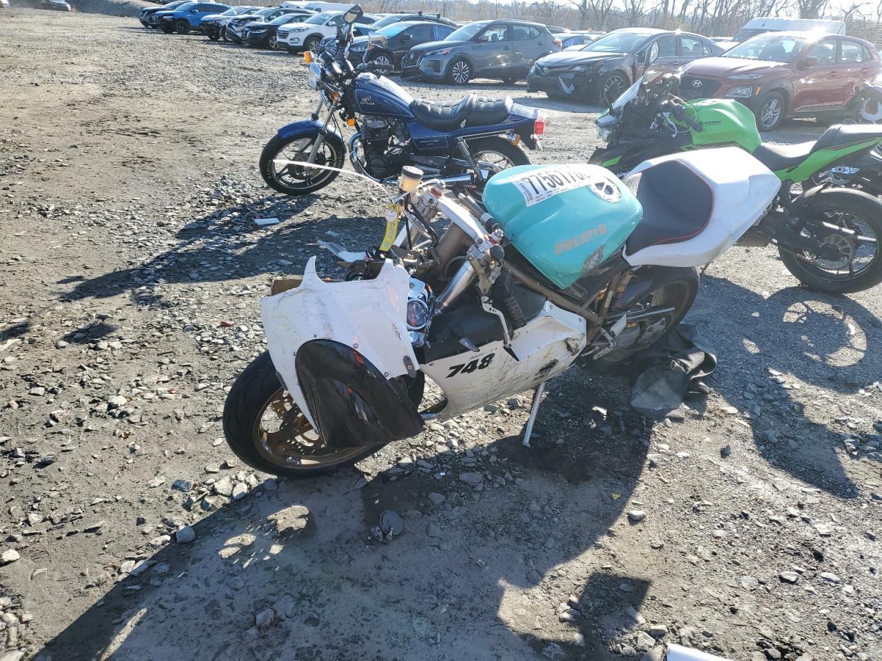 Image 2 of 2000 DUCATI 748  2000 with VIN ZDM1SB3R2YB012806
