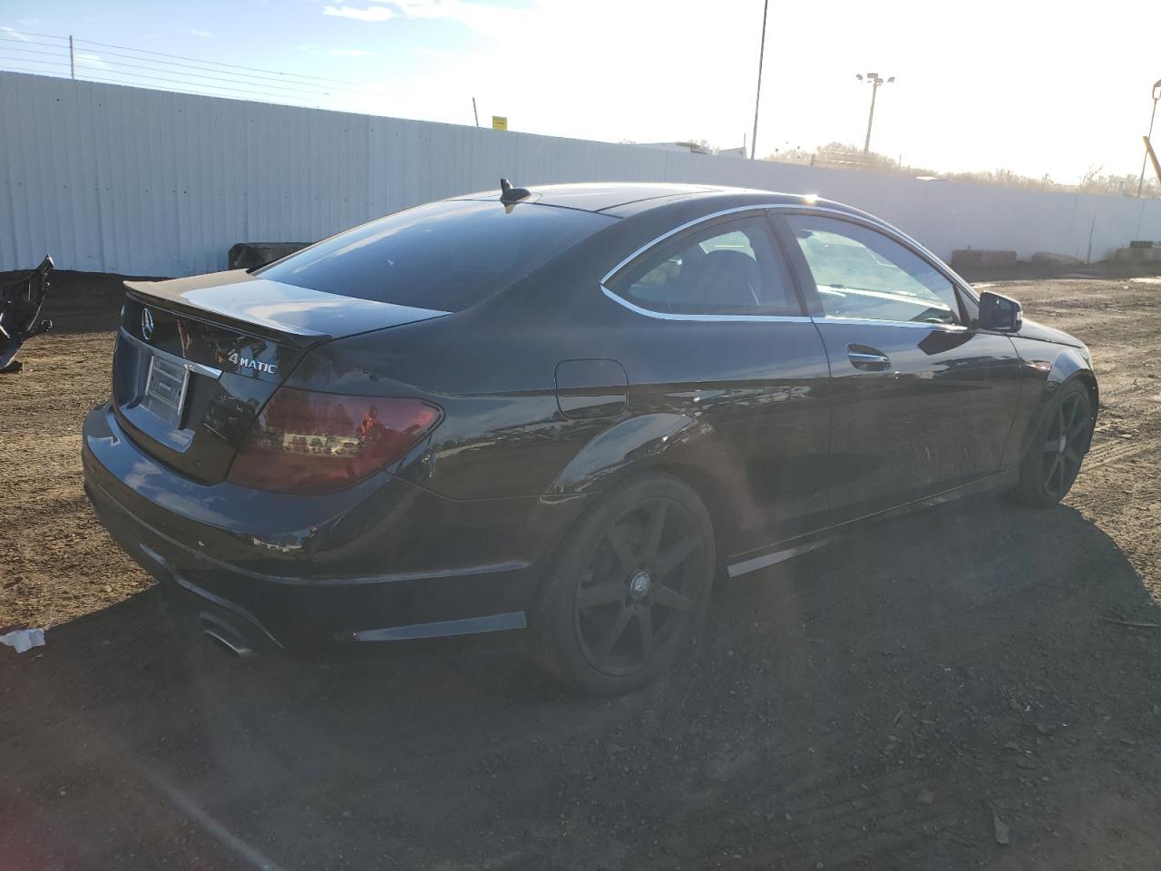 Image 3 of 2013 MERCEDES-BENZ C 350 4MATIC 2013 with VIN WDDGJ8JB2DF988479