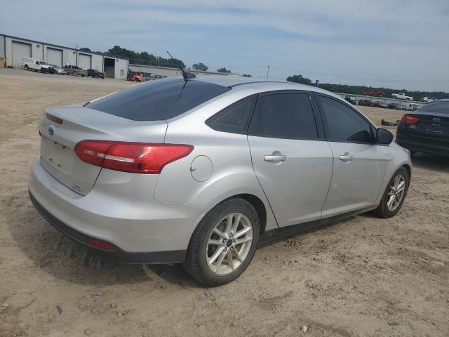 Image 3 of 2015 FORD FOCUS SE 2015 with VIN 1FADP3F24FL242911
