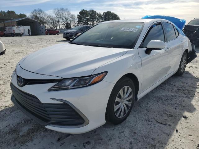 Obraz 1 z 2022 TOYOTA CAMRY LE 2022 z VIN 4T1H31AK9NU599024
