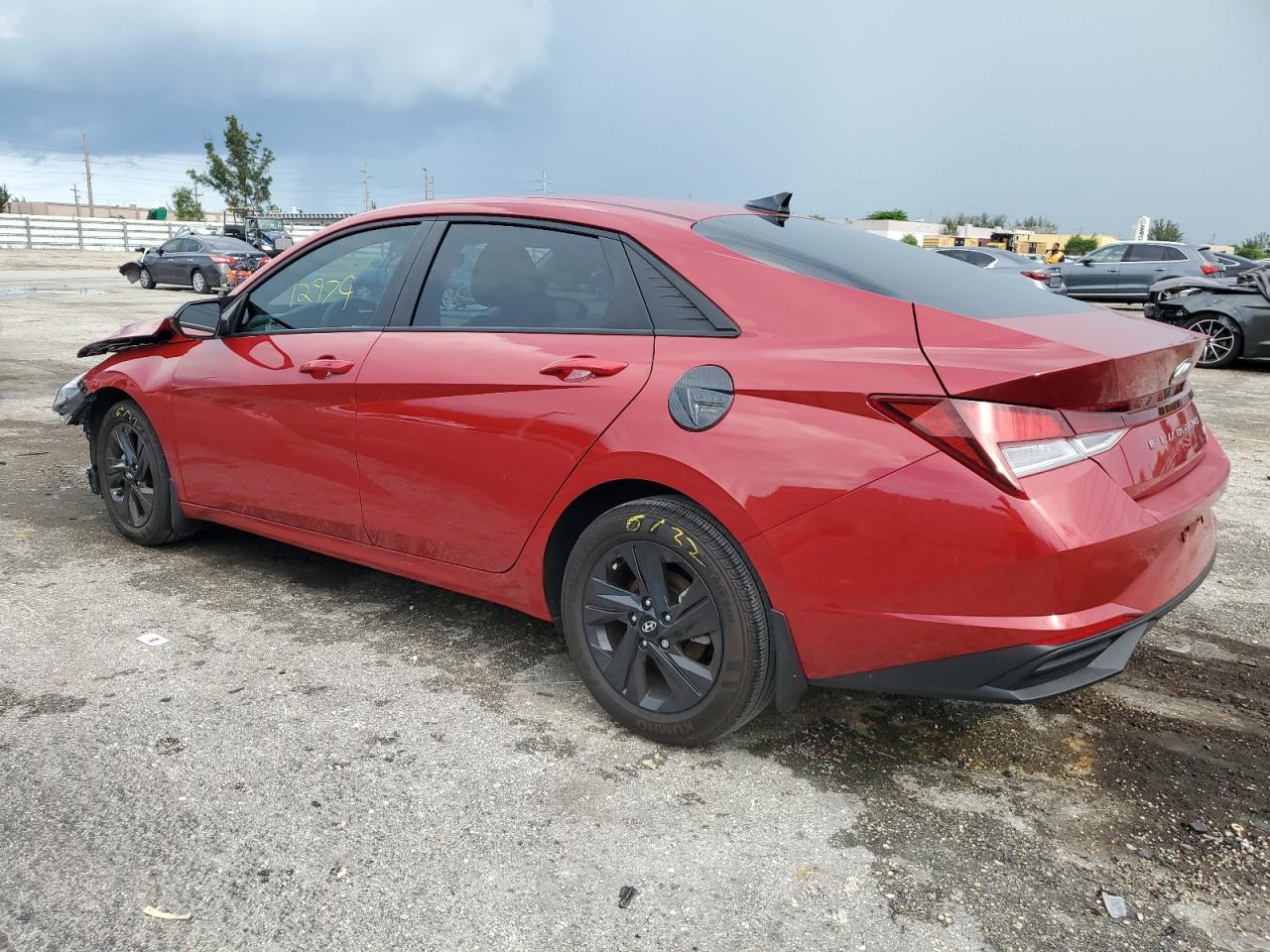 Obraz 2 z 2023 HYUNDAI ELANTRA SEL 2023 z VIN KMHLM4AG9PU377719