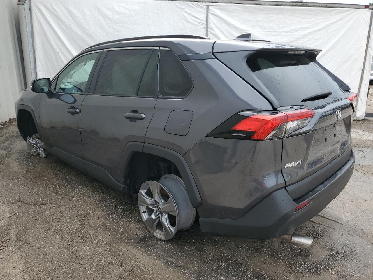 Image 2 of 2022 TOYOTA RAV4 XLE 2022 with VIN 2T3W1RFV6NW201497