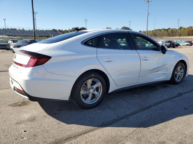 Image 3 of 2021 HYUNDAI SONATA SE 2021 with VIN 5NPEG4JA2MH120309