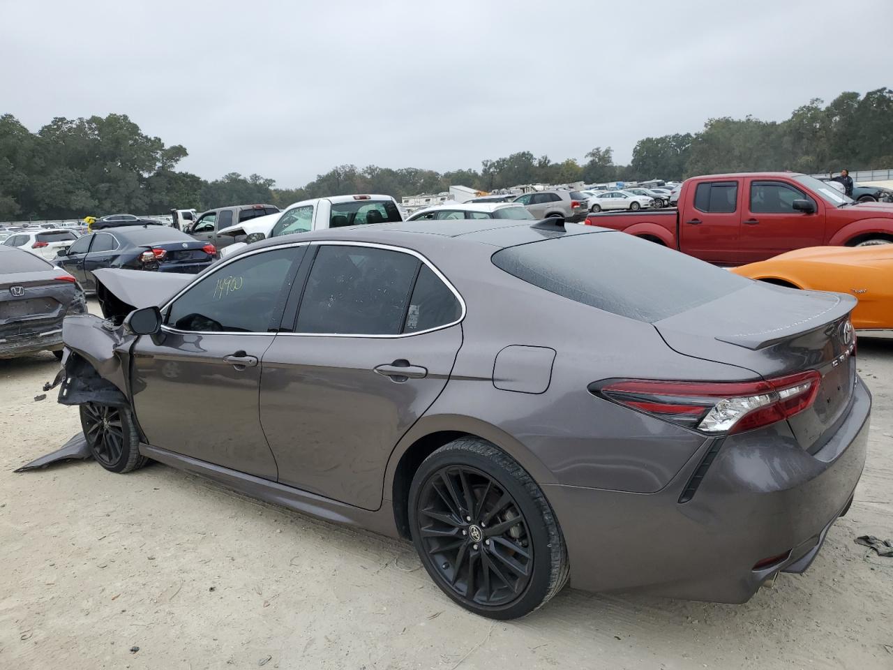 Изображение 2 2022 TOYOTA CAMRY XSE 2022 с VIN 4T1K61AK6NU025428