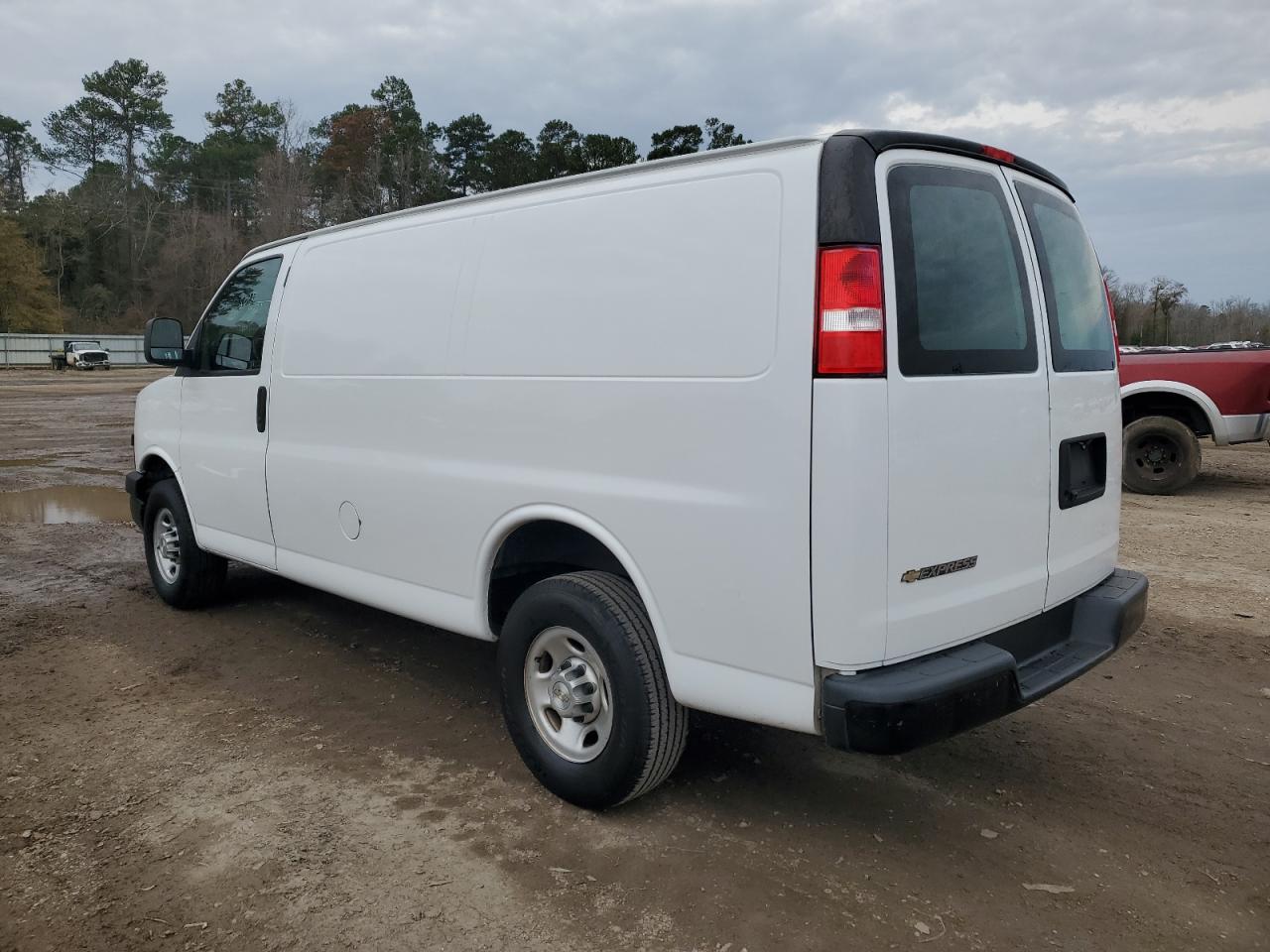 Image 2 of 2021 CHEVROLET EXPRESS G2500  2021 with VIN 1GCWGAF75M1168099