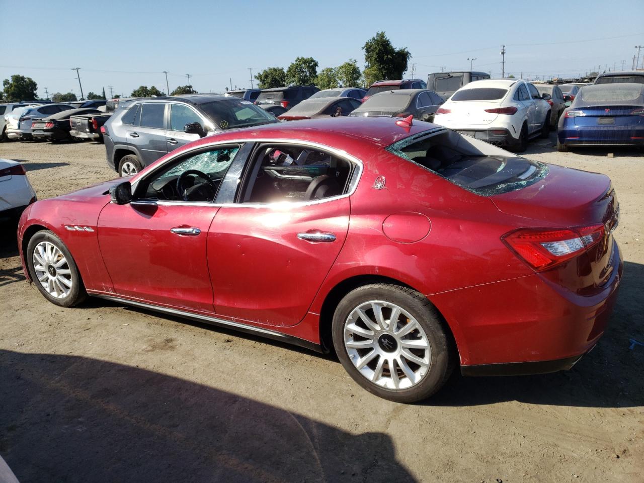Obraz 2 z Maserati Ghibli 2016 z VIN ZAM57XSA5G1164151