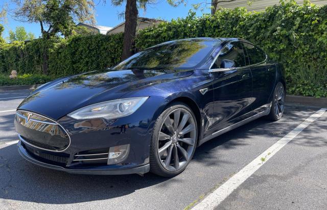 Obraz 2 z 2014 TESLA MODEL S  2014 z VIN 5YJSA1H16EFP58149