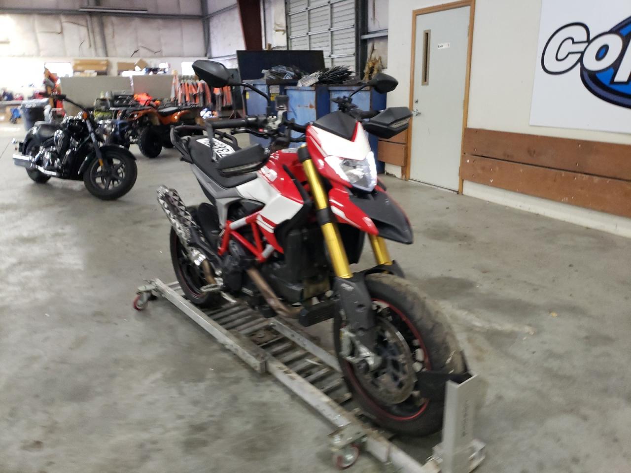 Obraz Ducati Hypermotard 939 2016