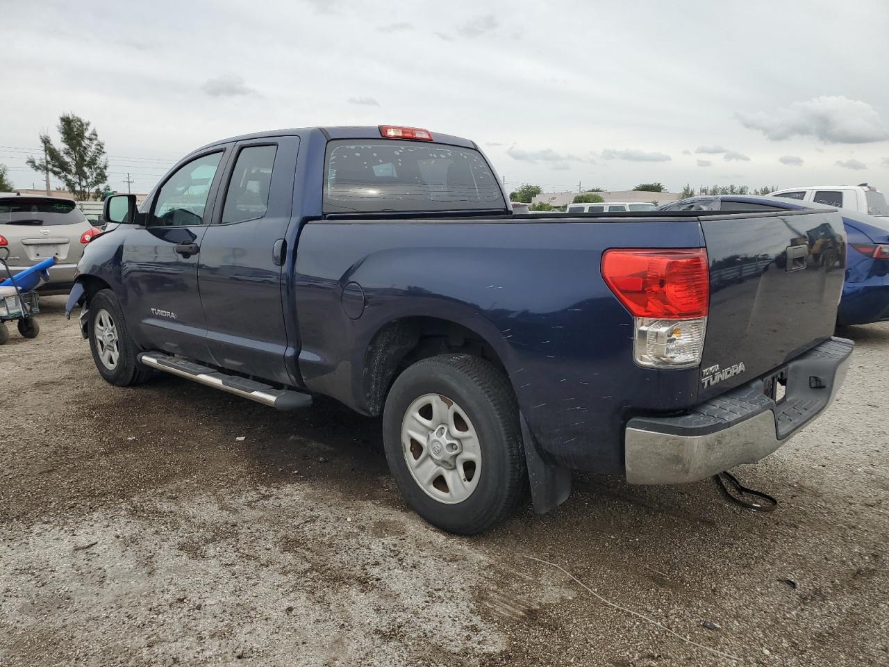 Изображение 2 2012 TOYOTA TUNDRA DOUBLE CAB SR5 2012 с VIN 5TFRU5F16CX026655
