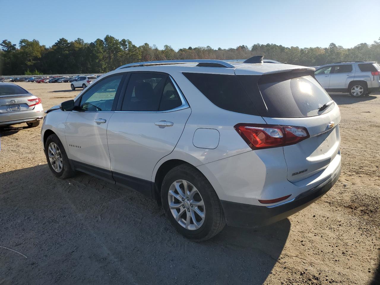 Изображение 2 2018 CHEVROLET EQUINOX LT 2018 с VIN 2GNAXJEV9J6273660