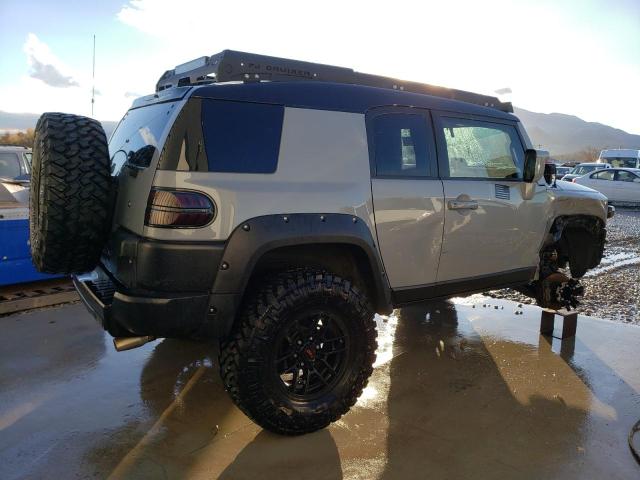 Obraz 3 z 2014 Toyota FJ Cruiser 2014 z VIN JTEBU4BF4EK180600