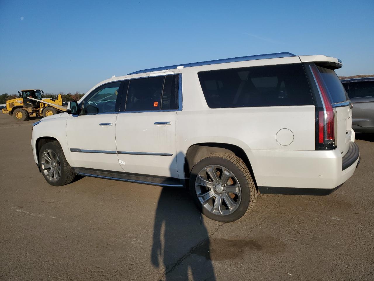 Image 2 of 2020 CADILLAC ESCALADE ESV LUXURY 2020 with VIN 1GYS4HKJ0LR197912